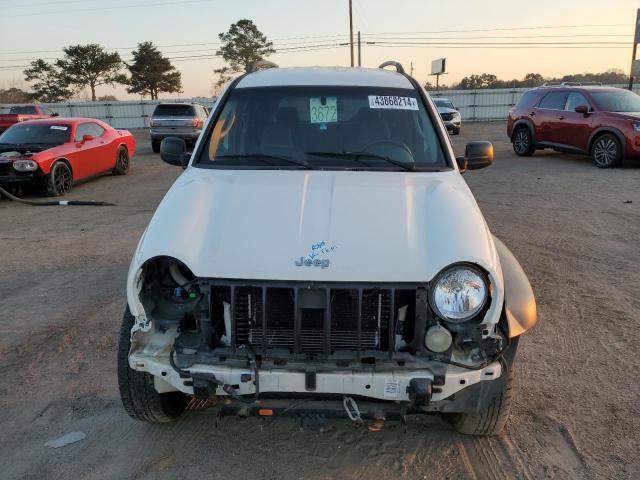 1J4GL48K56W253222 - 2006 JEEP LIBERTY SPORT WHITE photo 5