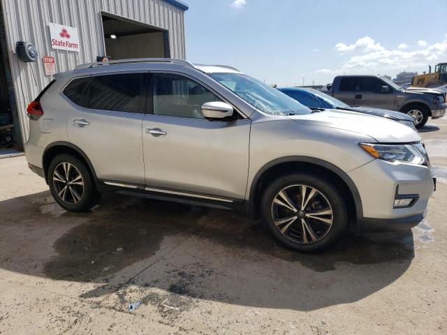 JN8AT2MV7JW305849 - 2018 NISSAN ROGUE S SILVER photo 4