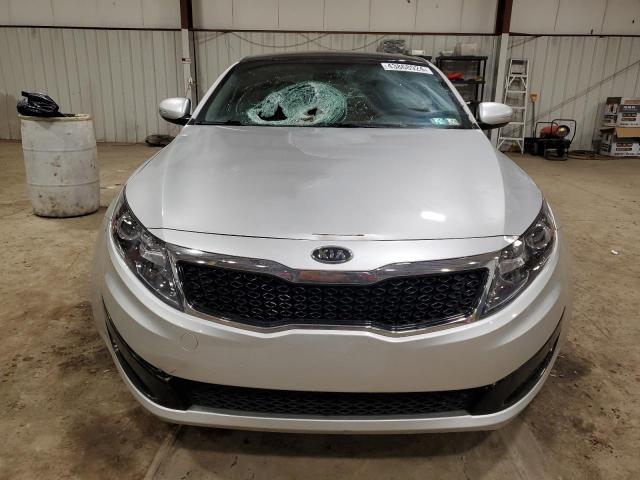 KNAGM4A72B5078059 - 2011 KIA OPTIMA LX SILVER photo 5