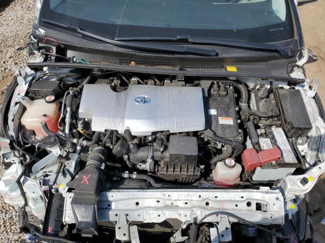 JTDKBRFU1J3602102 - 2018 TOYOTA PRIUS WHITE photo 11