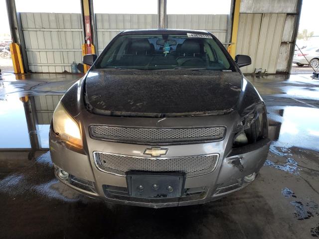 1G1ZE5EBXAF233908 - 2010 CHEVROLET MALIBU LTZ 灰色 照片 5