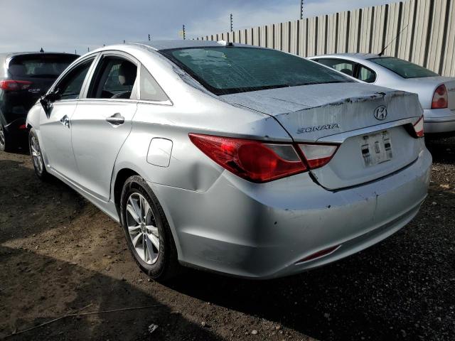 5NPEB4AC5DH579396 - 2013 HYUNDAI SONATA GLS SILVER photo 2