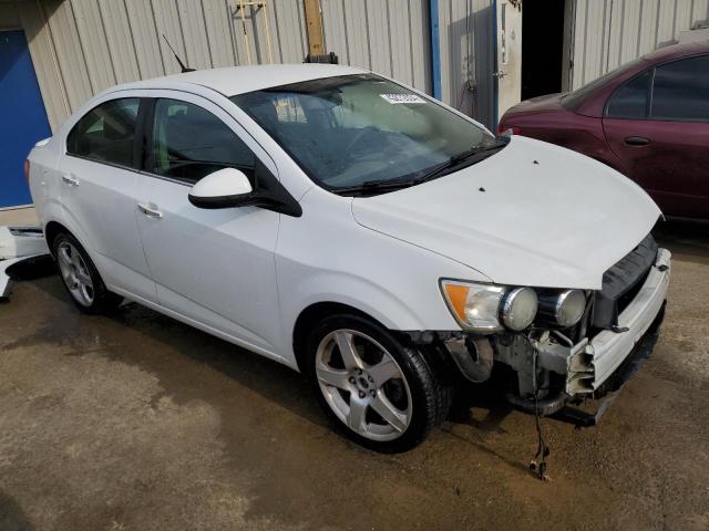 1G1JE5SB1E4190126 - 2014 CHEVROLET SONIC LTZ WHITE photo 4