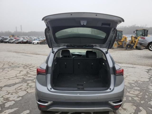 LRBAZLR46PD097434 - 2023 BUICK ENVISION PREFERRED ვერცხლისფერი ფოტო 6