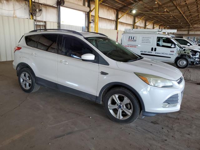 1FMCU0GX5EUD80856 - 2014 FORD ESCAPE SE WHITE photo 4