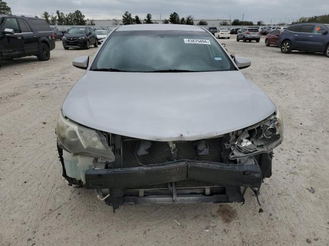 4T1BF1FK1DU228332 - 2013 TOYOTA CAMRY L SILVER photo 5