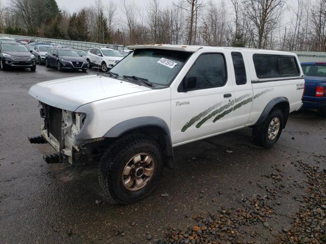 1N6DD26Y8WC319830 - 1998 NISSAN FRONTIER KING CAB XE WHITE photo 1