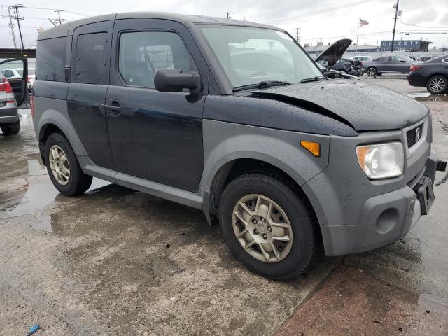 5J6YH18315L005529 - 2005 HONDA ELEMENT LX BLACK photo 4