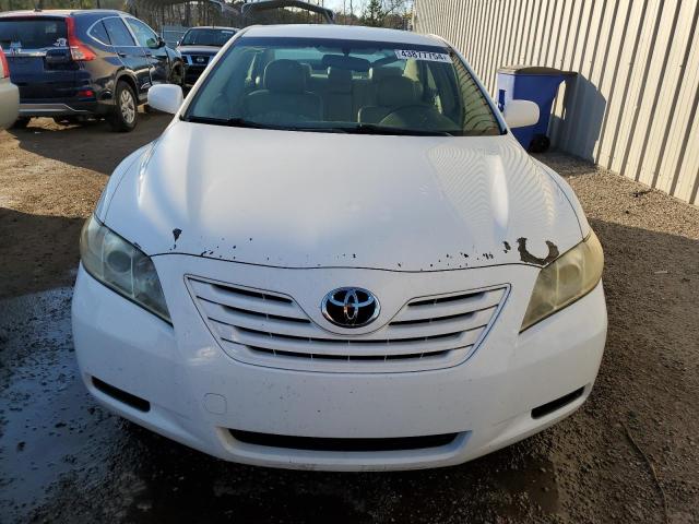 JTNBE46K973080493 - 2007 TOYOTA CAMRY CE WHITE photo 5