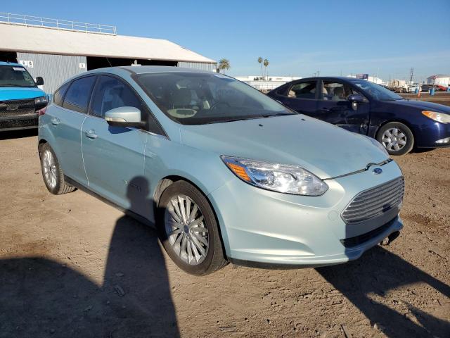 1FADP3R4XEL363289 - 2014 FORD FOCUS BEV BLUE photo 4