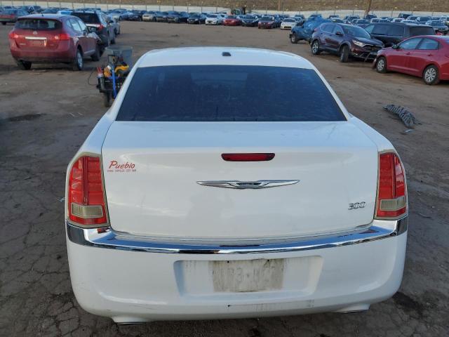 2C3CCAAG6CH188887 - 2012 CHRYSLER 300 WHITE photo 6