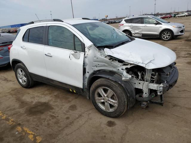 KL7CJLSB3LB004902 - 2020 CHEVROLET TRAX 1LT WHITE photo 4