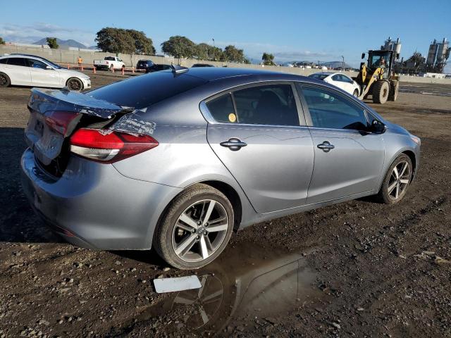 3KPFL4A89JE178222 - 2018 KIA FORTE EX SILVER photo 3