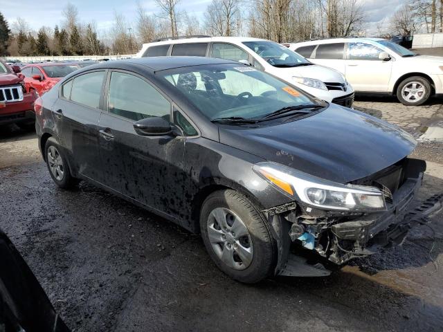 3KPFK4A70JE211683 - 2018 KIA FORTE LX BLACK photo 4