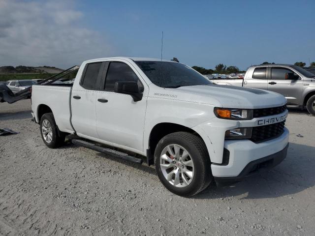 1GCRWBEF7KZ289892 - 2019 CHEVROLET SILVERADO C1500 CUSTOM WHITE photo 4