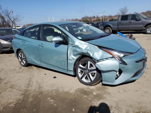 JTDKARFU2H3053233 - 2017 TOYOTA PRIUS GREEN photo 4