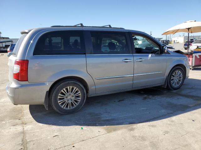 2C4RC1CG0FR572388 - 2015 CHRYSLER TOWN & COU TOURING L SILVER photo 3