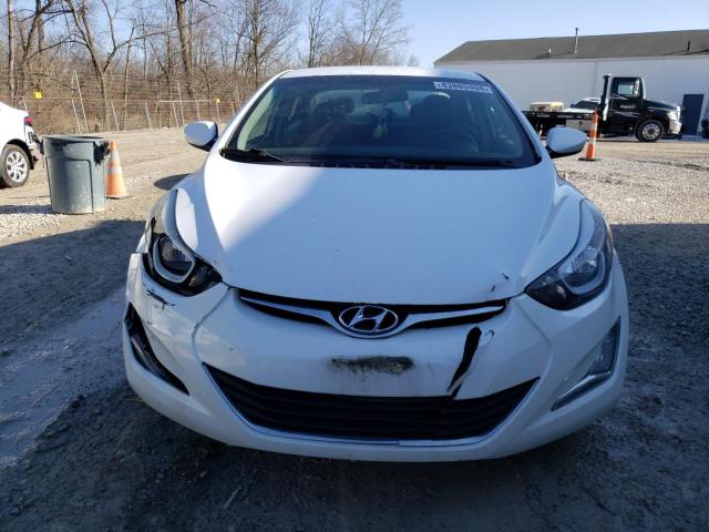 5NPDH4AE3FH589181 - 2015 HYUNDAI ELANTRA SE WHITE photo 5