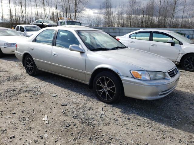 4T1BG22K4YU642963 - 2000 TOYOTA CAMRY CE SILVER photo 4