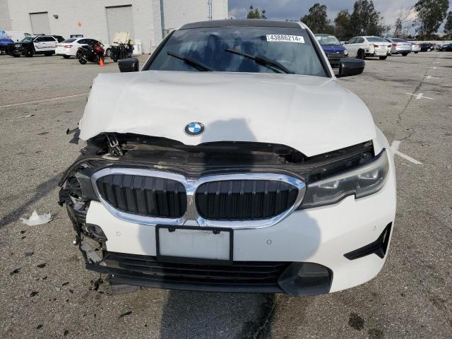 WBA5R1C57KAK12736 - 2019 BMW 330I WHITE photo 5