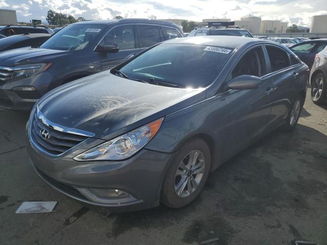 2013 HYUNDAI SONATA GLS, 