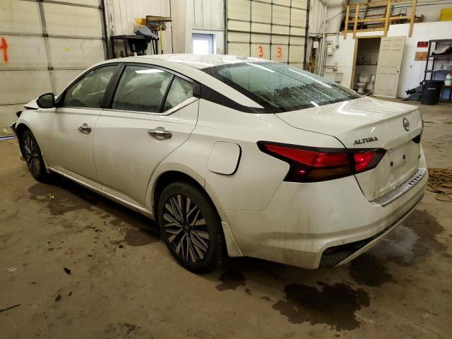 1N4BL4DW3PN392674 - 2023 NISSAN ALTIMA SV WHITE photo 2