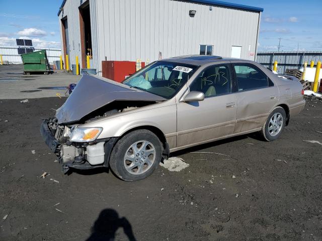 JT2BF22K0Y0257617 - 2000 TOYOTA CAMERY CE ოქროსფერი ფოტო 1