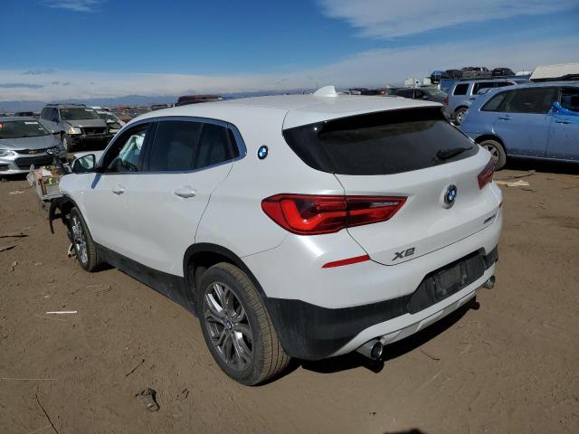 WBXYJ5C3XJEF70911 - 2018 BMW X2 XDRIVE28I WHITE photo 2