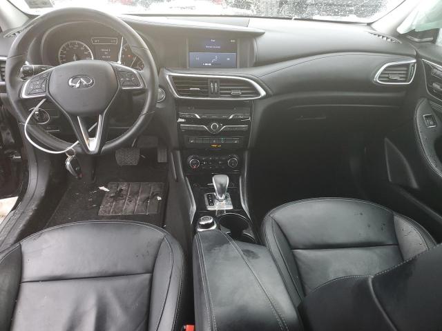 SJKCH5CR0JA049625 - 2018 INFINITI QX30 BASE Qara foto 8
