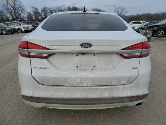 3FA6P0H72HR221737 - 2017 FORD FUSION SE WHITE photo 6