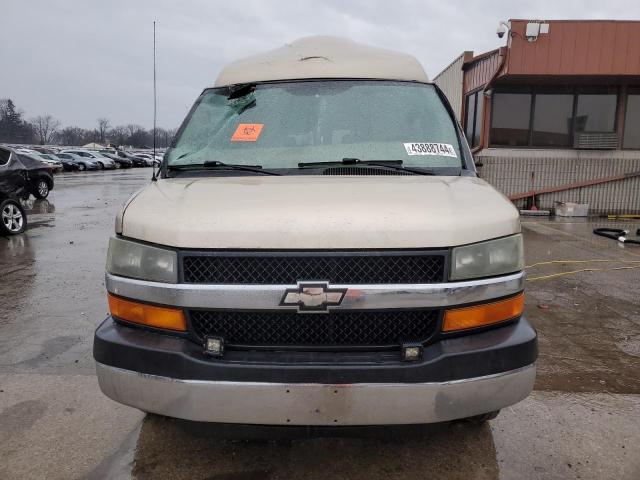 1GBGG29U061265911 - 2006 CHEVROLET EXPRESS G2 BEIGE photo 5