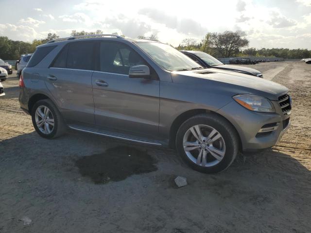 4JGDA5HB2CA036901 - 2012 MERCEDES-BENZ ML 350 4MATIC GRAY photo 4