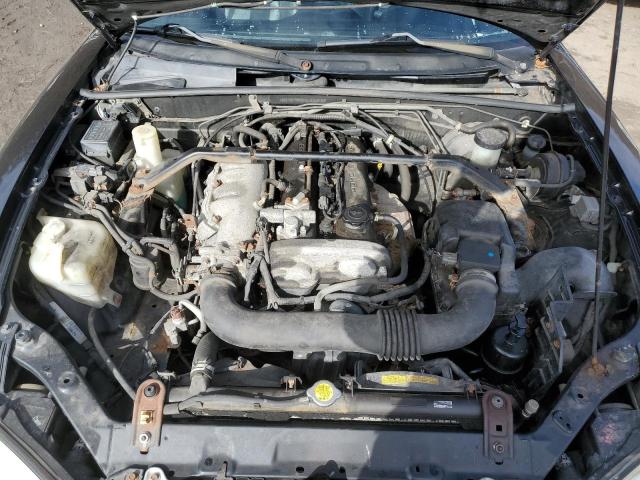 JM1NB353930302153 - 2003 MAZDA MX-5 MIATA BASE BLACK photo 11