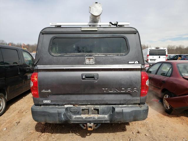 5TFCY5F18EX016688 - 2014 TOYOTA TUNDRA DOUBLE CAB SR/SR5 GRAY photo 6