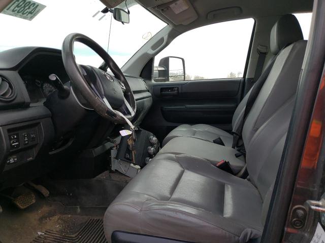 5TFCY5F18EX016688 - 2014 TOYOTA TUNDRA DOUBLE CAB SR/SR5 GRAY photo 7