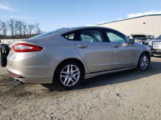 3FA6P0HD0GR121155 - 2016 FORD FUSION SE GOLD photo 3