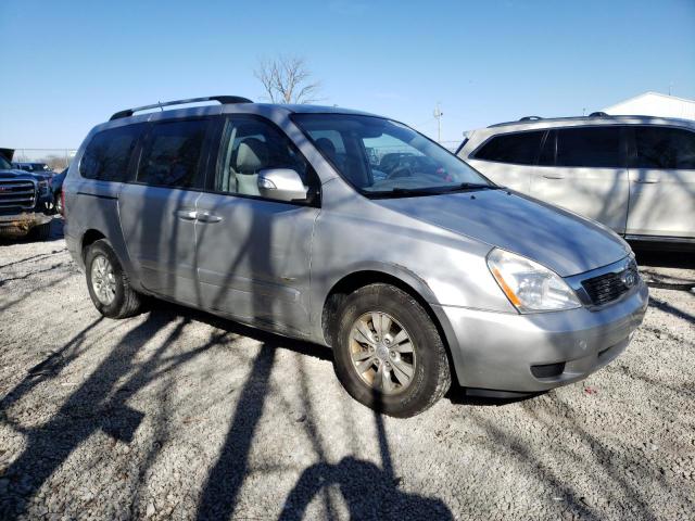 KNDMG4C75C6438785 - 2012 KIA SEDONA LX SILVER photo 4