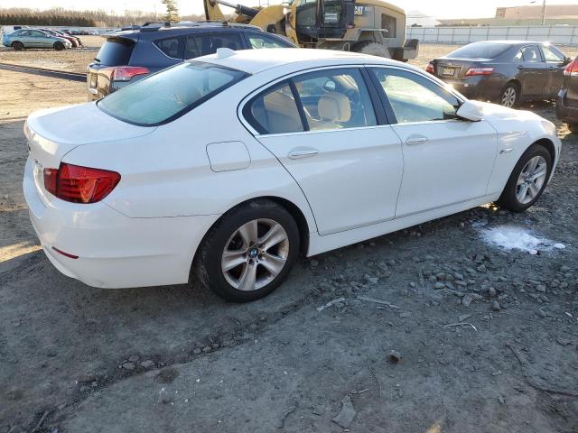 WBAXH5C53DDW13947 - 2013 BMW 528 XI WHITE photo 3