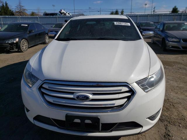 1FAHP2F81EG100653 - 2014 FORD TAURUS LIM WHITE photo 5