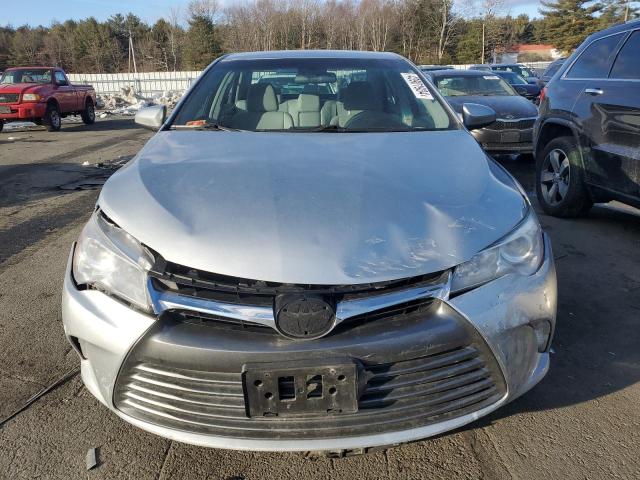 4T1BF1FK5HU435117 - 2017 TOYOTA CAMRY LE SILVER photo 5