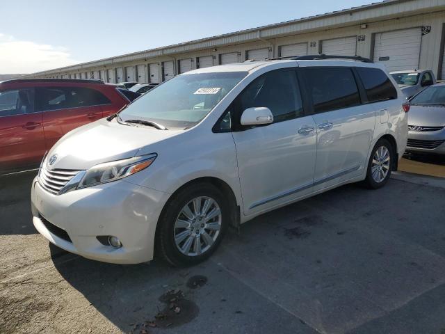 2017 TOYOTA SIENNA XLE, 