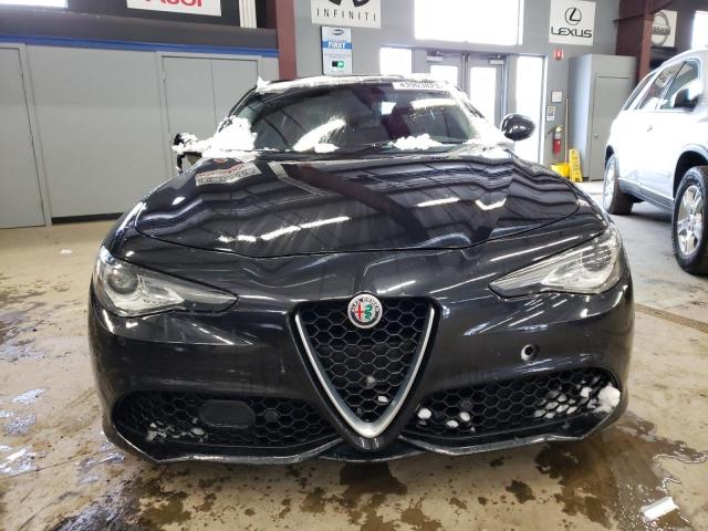 ZARFAEDN0H7555470 - 2017 ALFA ROMEO GIULIA Q4 BLACK photo 5