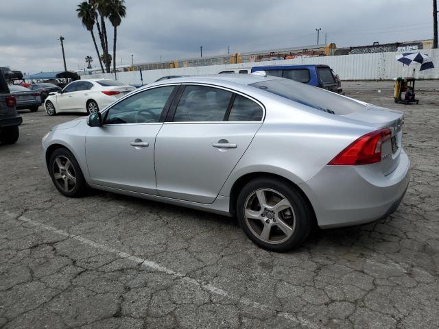 YV1622FS4C2140578 - 2012 VOLVO S60 T5 SILVER photo 2