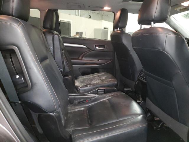 5TDJKRFH5GS324438 - 2016 TOYOTA HIGHLANDER XLE GRAY photo 11