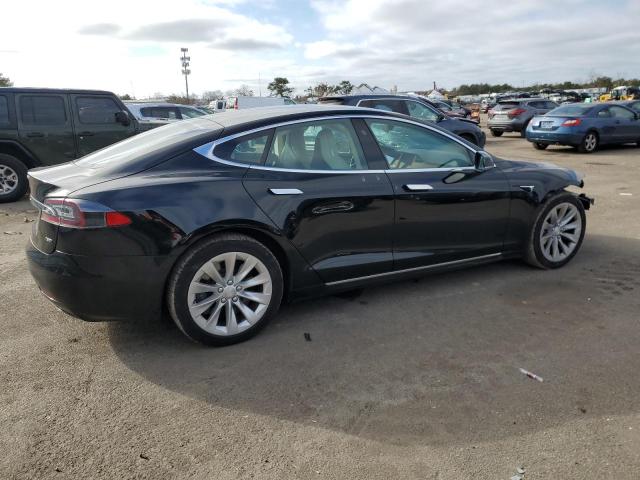 5YJSA1E2XJF295083 - 2018 TESLA MODEL S 黑色 照片 3