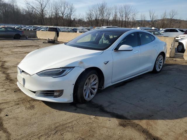 5YJSA1E2XJF285671 - 2018 TESLA MODEL S WHITE photo 1