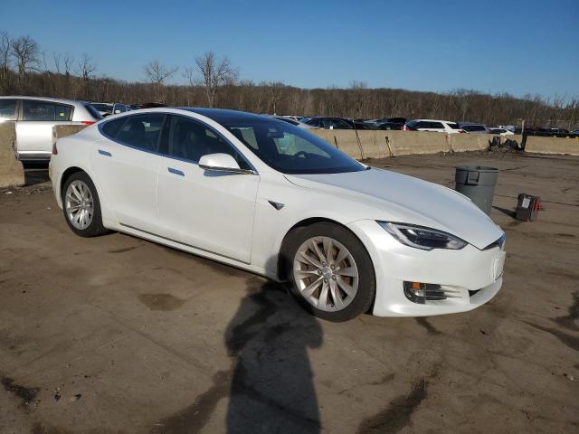 5YJSA1E2XJF285671 - 2018 TESLA MODEL S 白色 照片 4