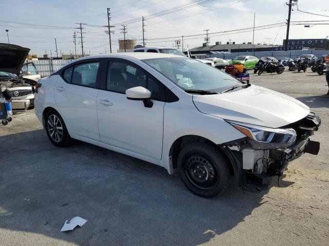 3N1CN8EV2PL810389 - 2023 NISSAN VERSA SV WHITE photo 4