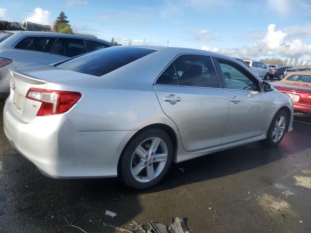 4T1BF1FK4DU237381 - 2013 TOYOTA CAMRY L SILVER photo 3