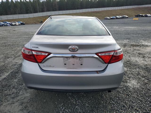 4T4BF1FK9GR524645 - 2016 TOYOTA CAMRY LE SILVER photo 6